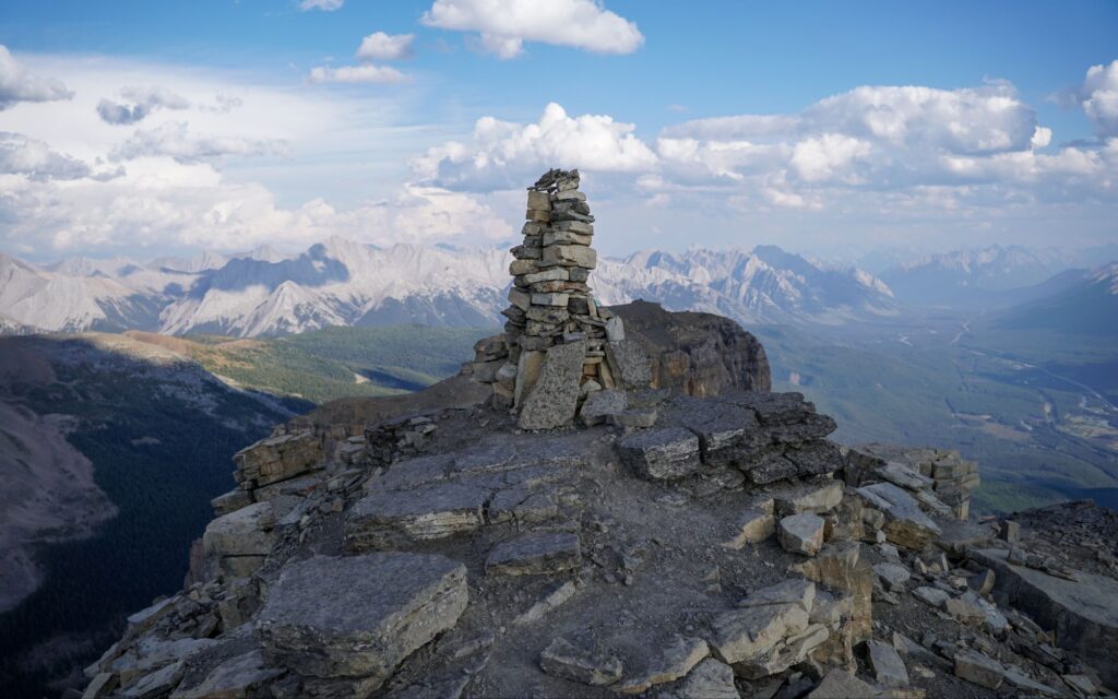 Ultimate Guide to Summiting Castle Mountain: Banff's Hidden Gem Dsc032448902062686507043345 1024x640