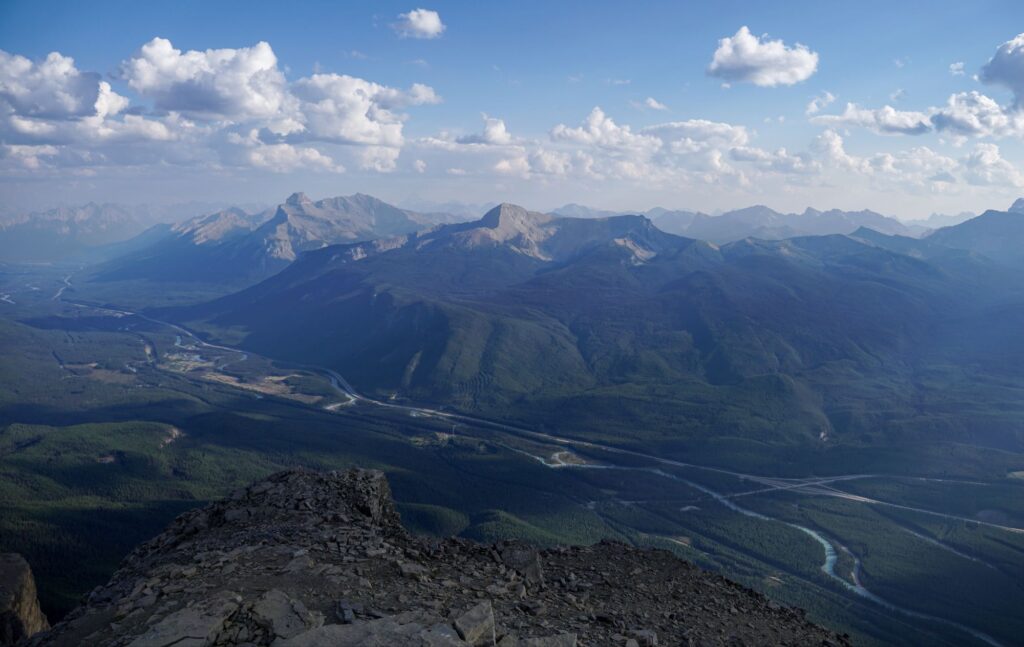 Ultimate Guide to Summiting Castle Mountain: Banff's Hidden Gem Dsc032483247110147150411802 1024x647