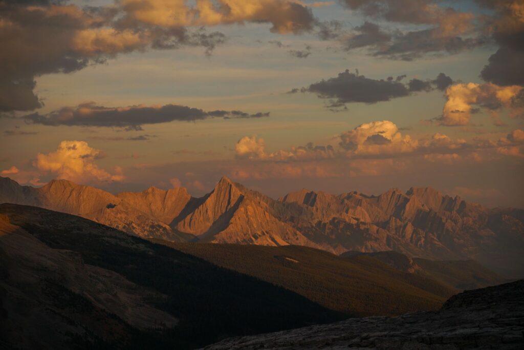 Ultimate Guide to Summiting Castle Mountain: Banff's Hidden Gem Dsc033011127139777502624233 1024x683